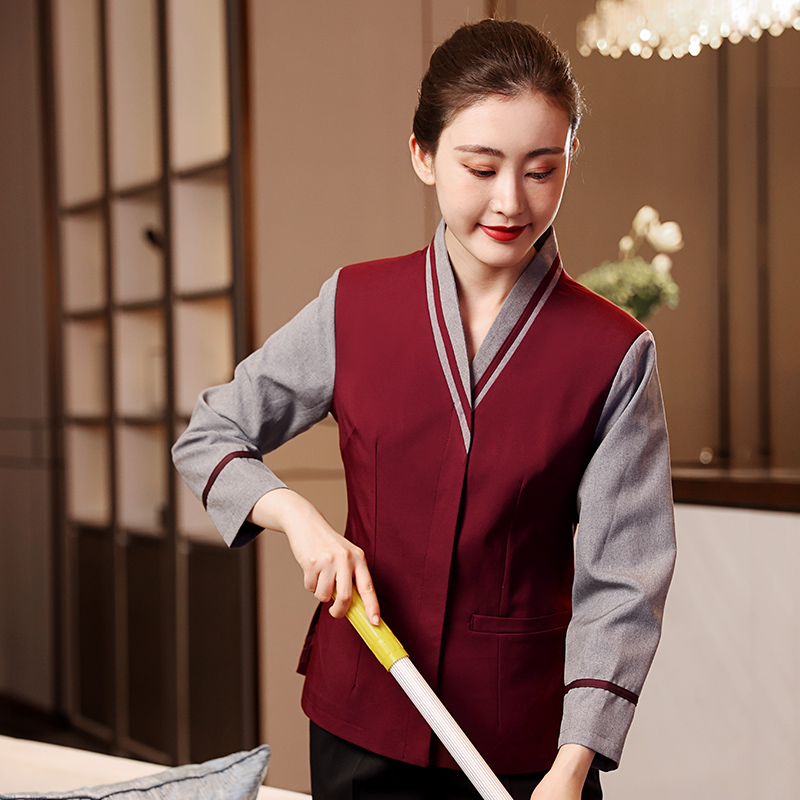HT032-482-11女秋冬保洁服