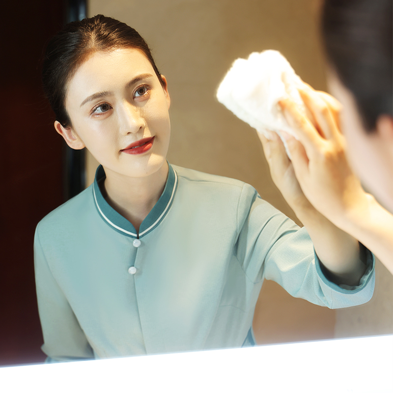 HT032-1070女秋冬保洁服