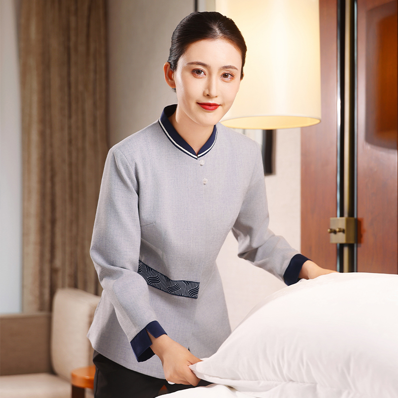 HT032-1070女秋冬保洁服