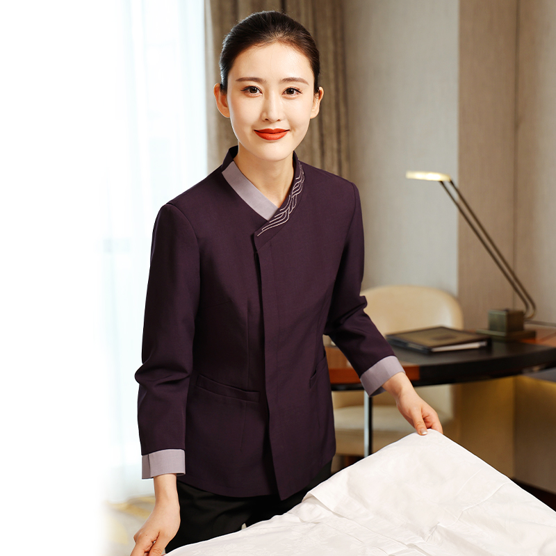 HT032-1324女秋冬保洁服