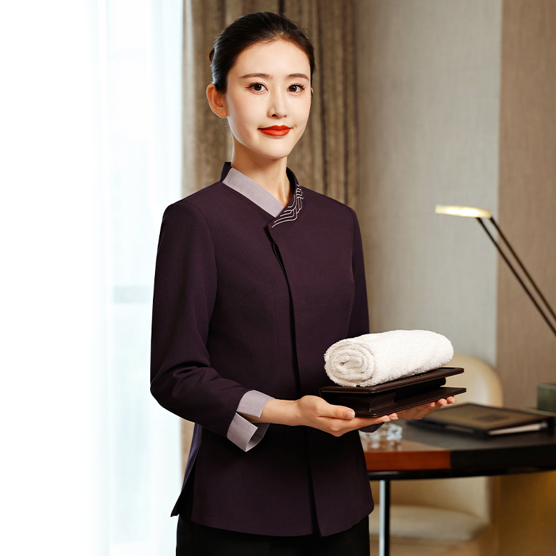 HT032-1324女秋冬保洁服