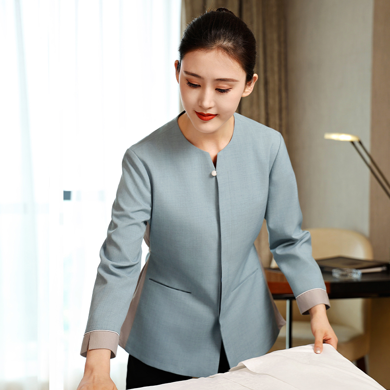 HT032-1515-24女秋冬保洁服