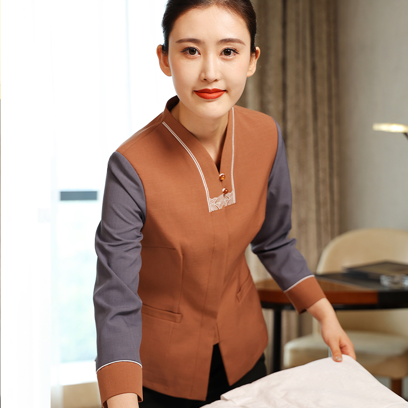 HT032-1550-12女秋冬保洁服